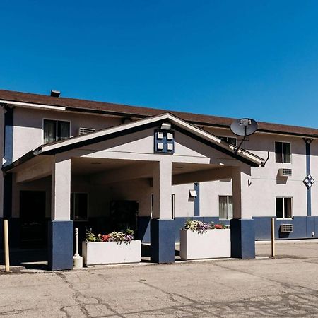 Travelodge By Wyndham Worland Εξωτερικό φωτογραφία