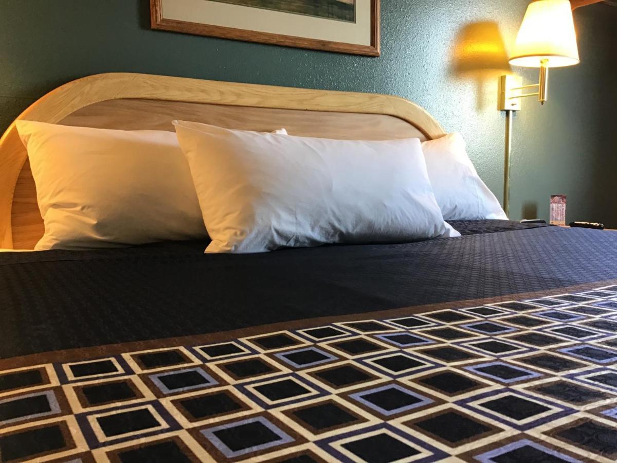 Travelodge By Wyndham Worland Εξωτερικό φωτογραφία