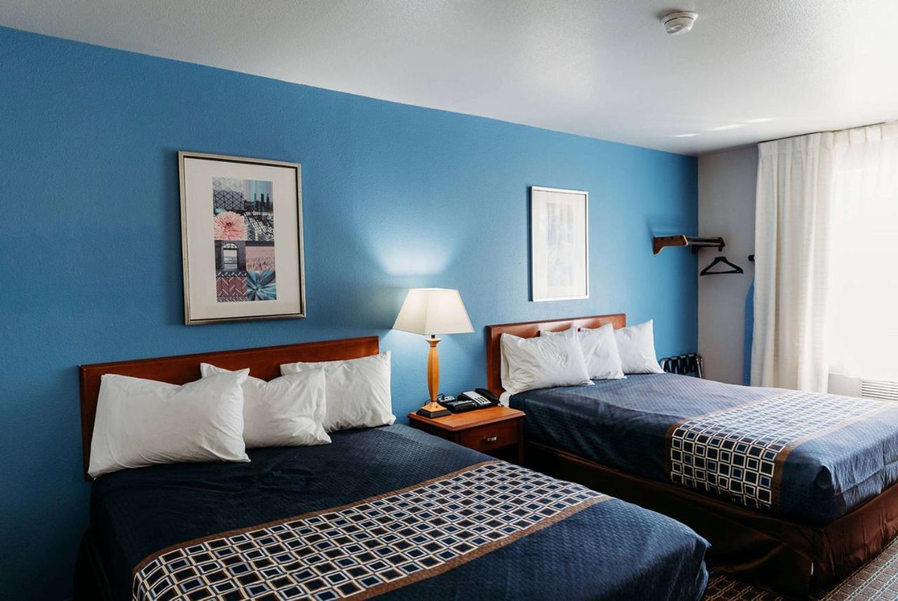 Travelodge By Wyndham Worland Εξωτερικό φωτογραφία